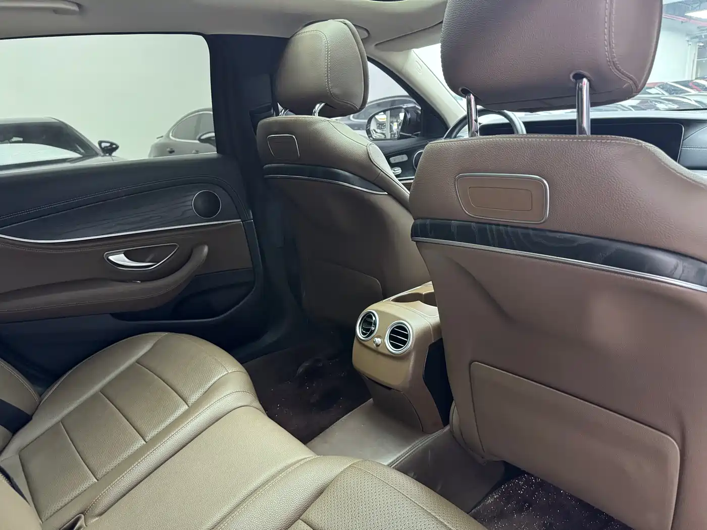 Mercedes-Benz E-Class 2020 Facelift E 300 L Sport Fashion фото 18