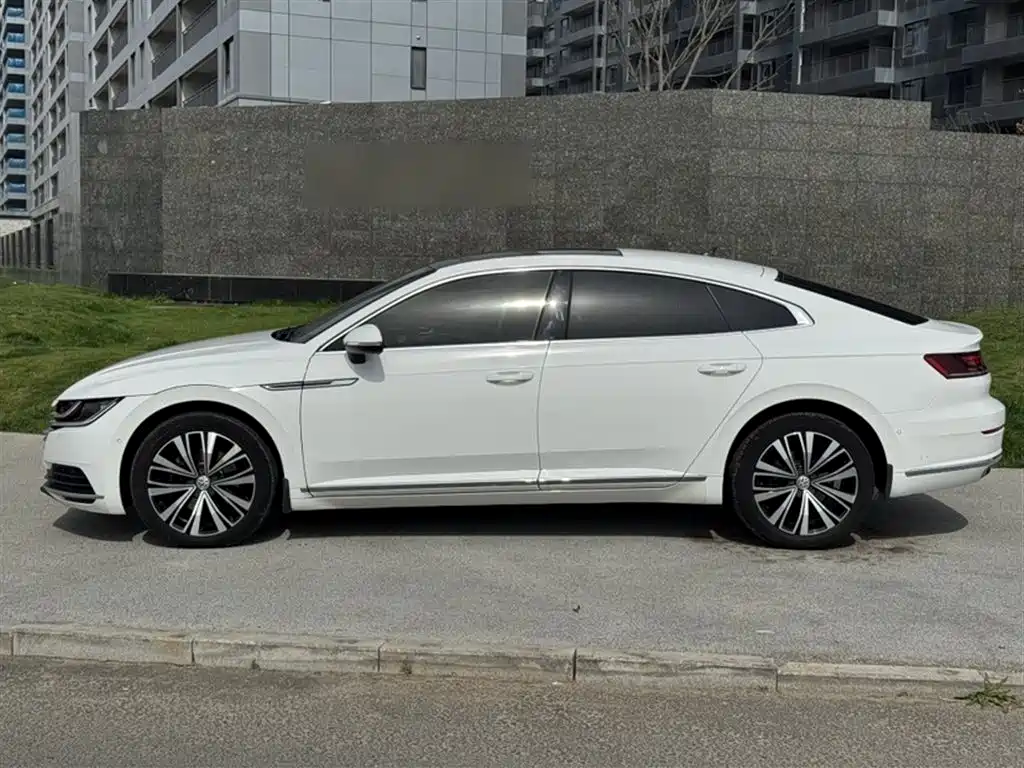 Volkswagen FAW-Volkswagen CC 2020 330TSI Glamour Version China VI фото 12