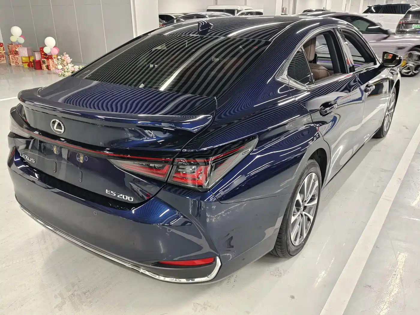 Lexus ES 2025 Model 200 Special Edition фото 4