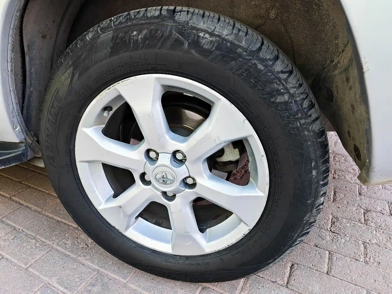 Toyota RAV4 Rongfang 2009 2.0L Manual Luxury Edition фото 15