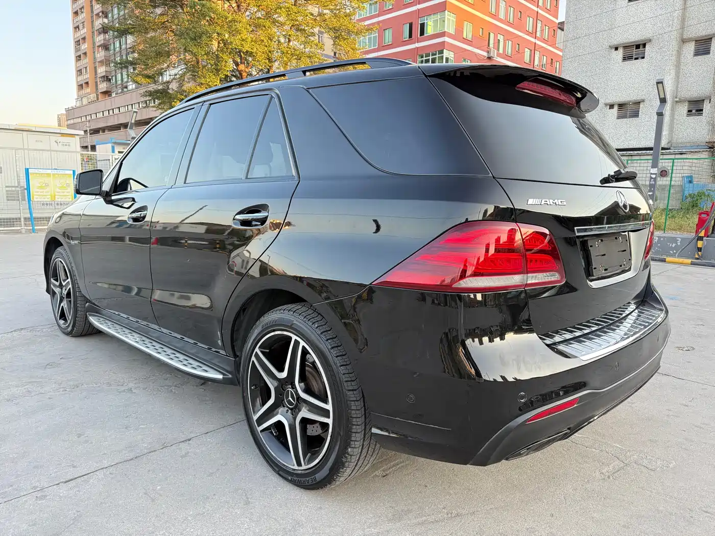 Mercedes-Benz GLE AMG 2017 AMG GLE 43 4MATIC фото 9