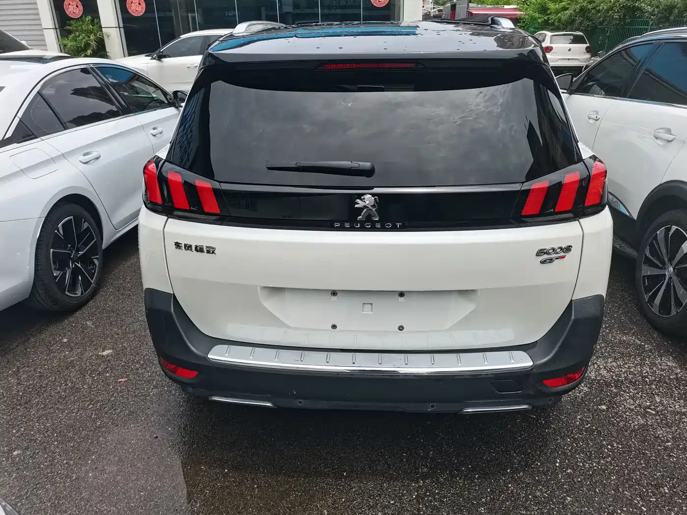 Peugeot 5008 2017 380THP 7-Seater Luxury GT Edition фото 9