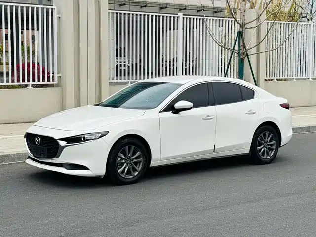 MAZDA 3 ANGKESAILA