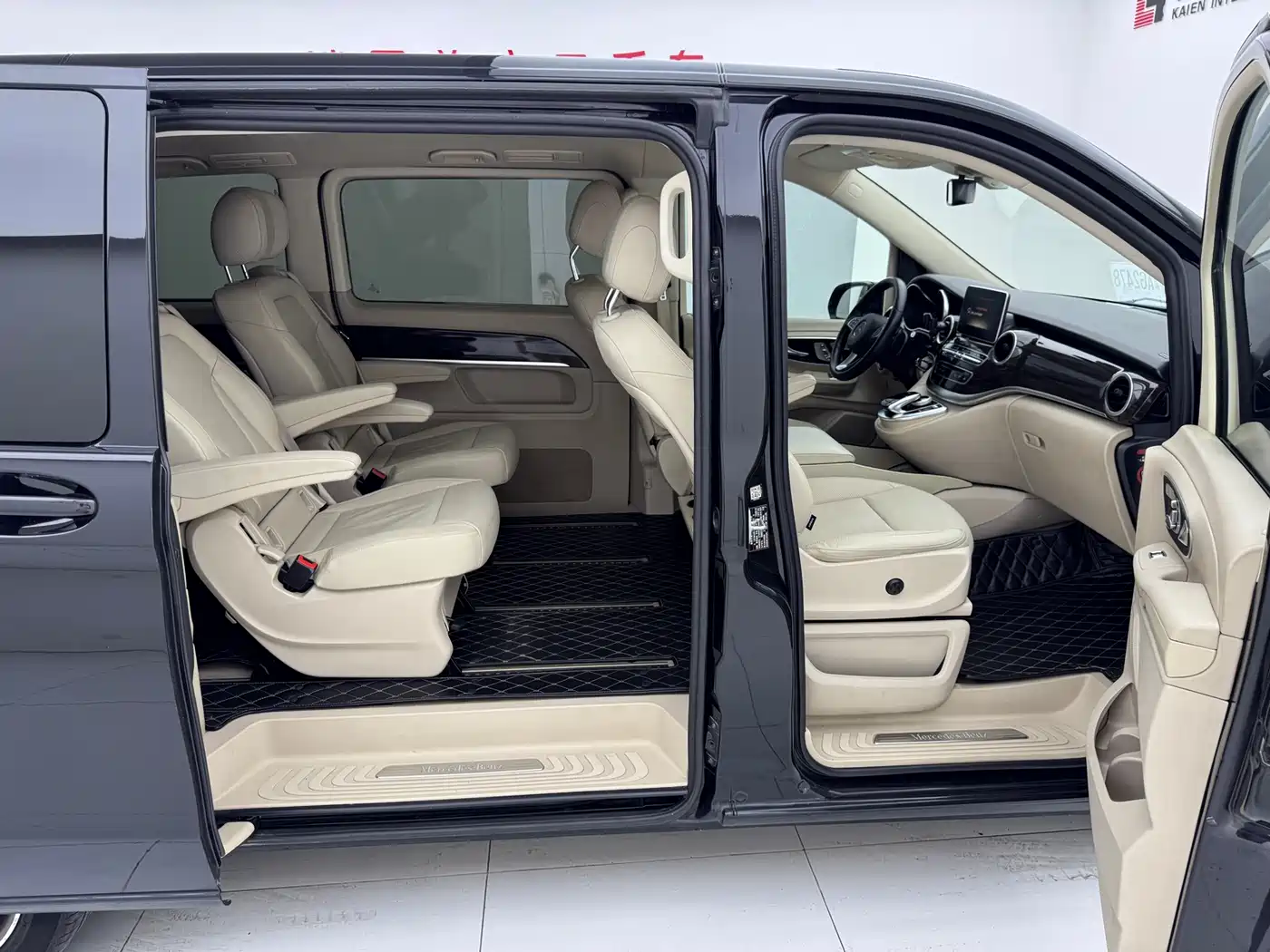 Mercedes-Benz V-Class 2018 V 260 Navigator Edition China VI фото 14