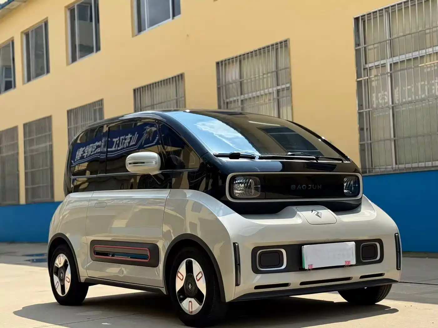 Baojun KiWi EV 2022 2022 Designer Lite Edition LFP