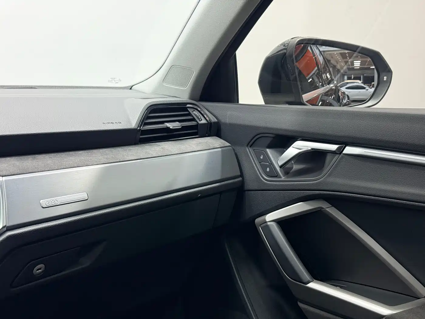Audi Q3 2021 40 TFSI Fashion Sport фото 16