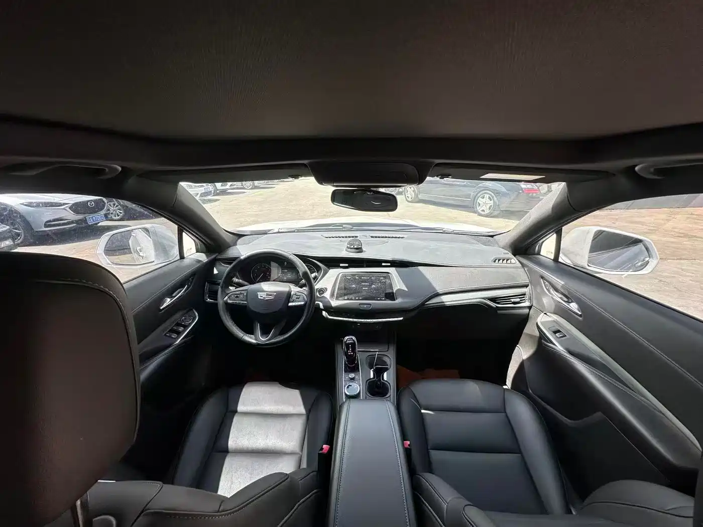 Cadillac XT4 2020 Facelift 28T 2WD Leading фото 6