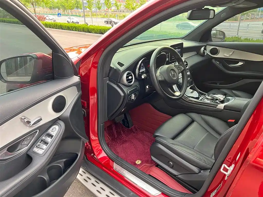 Mercedes-Benz GLC 2016 GLC 200 4MATIC фото 6