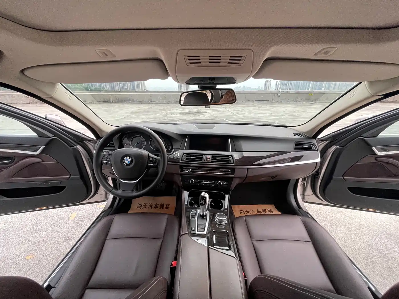 BMW 5 Series 2014 525Li Luxury Design Package фото 12