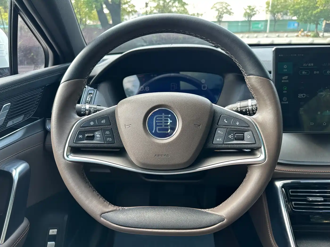 BYD Tang 2021 2021 2.0T Automatic Flagship