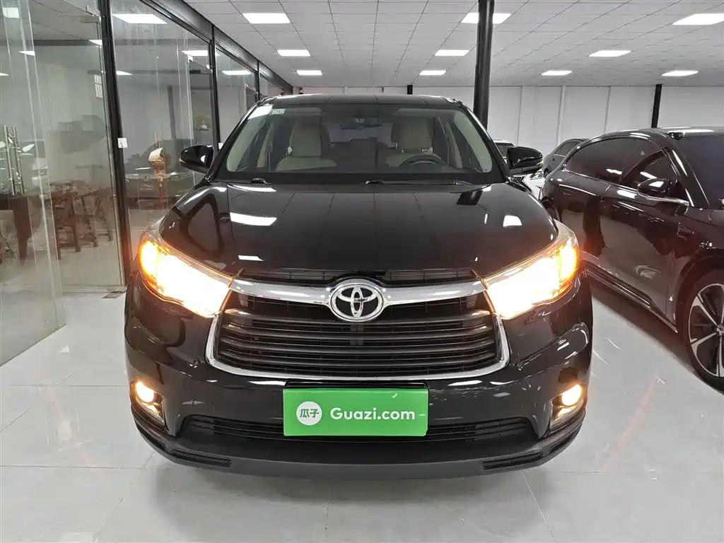 Toyota Highlander 2017 2.0T 4WD Elite 7-Seater фото 3