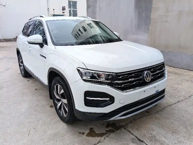 Volkswagen Tayron 2021 280TSI 2WD Luxury Smart Connect фото 3