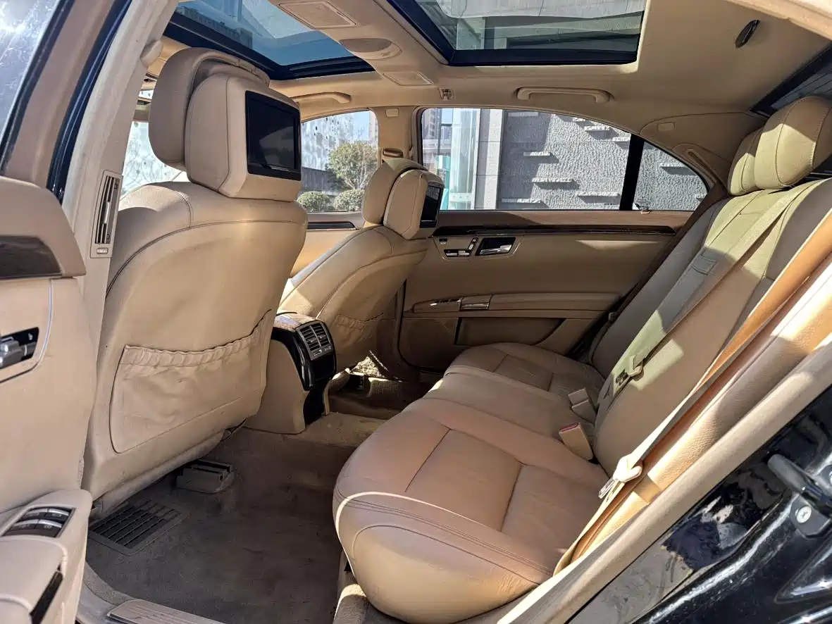 Mercedes-Benz S-Class 2012 S 300 L Luxury Grand Edition фото 8