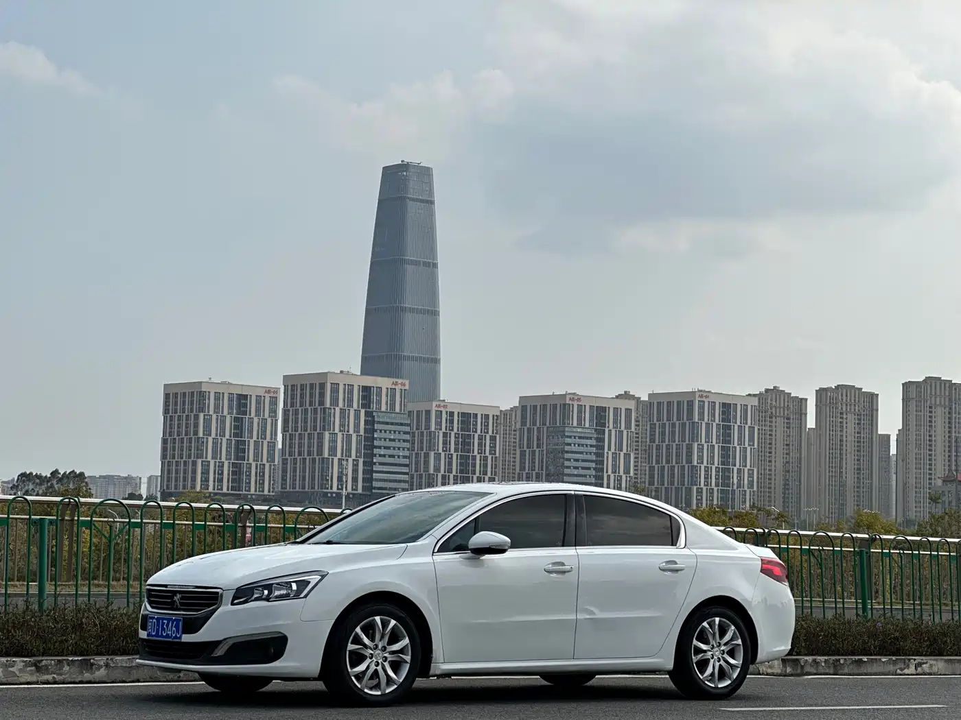 Peugeot 508 2015 1.6THP Auto Excellence Edition фото 30