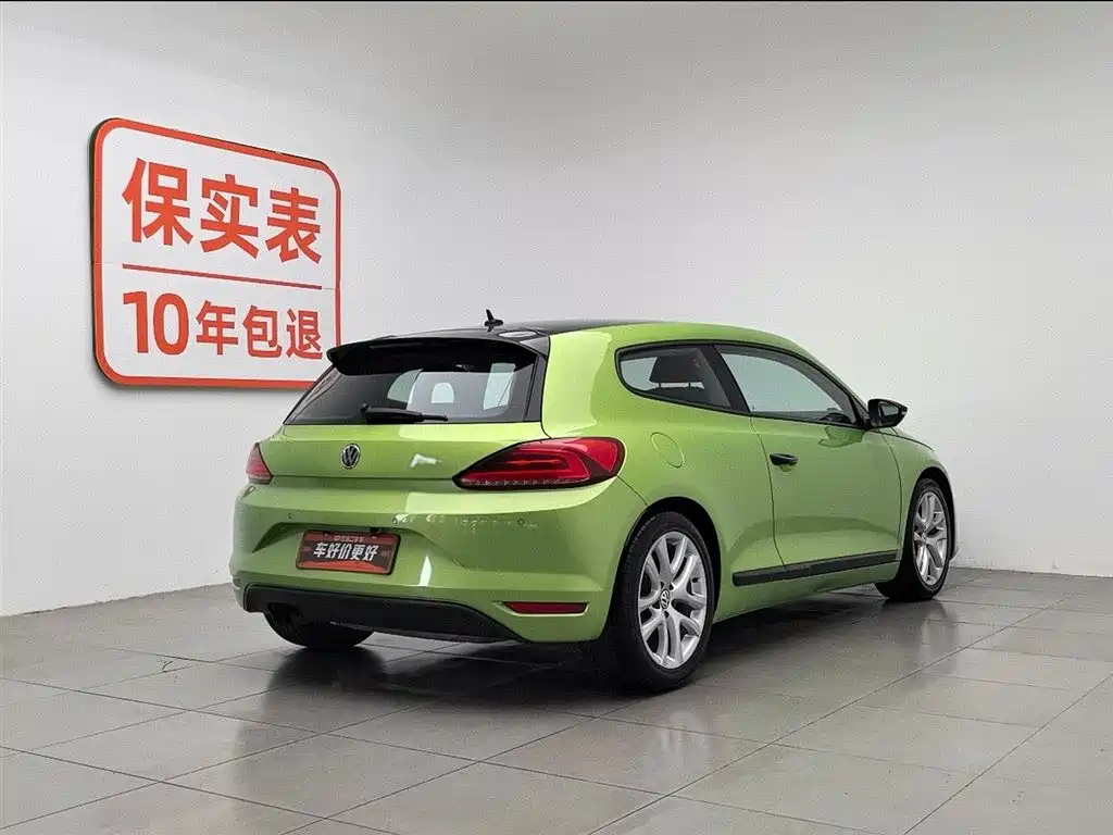 Volkswagen Scirocco 2015 1.4TSI Trend Edition фото 2
