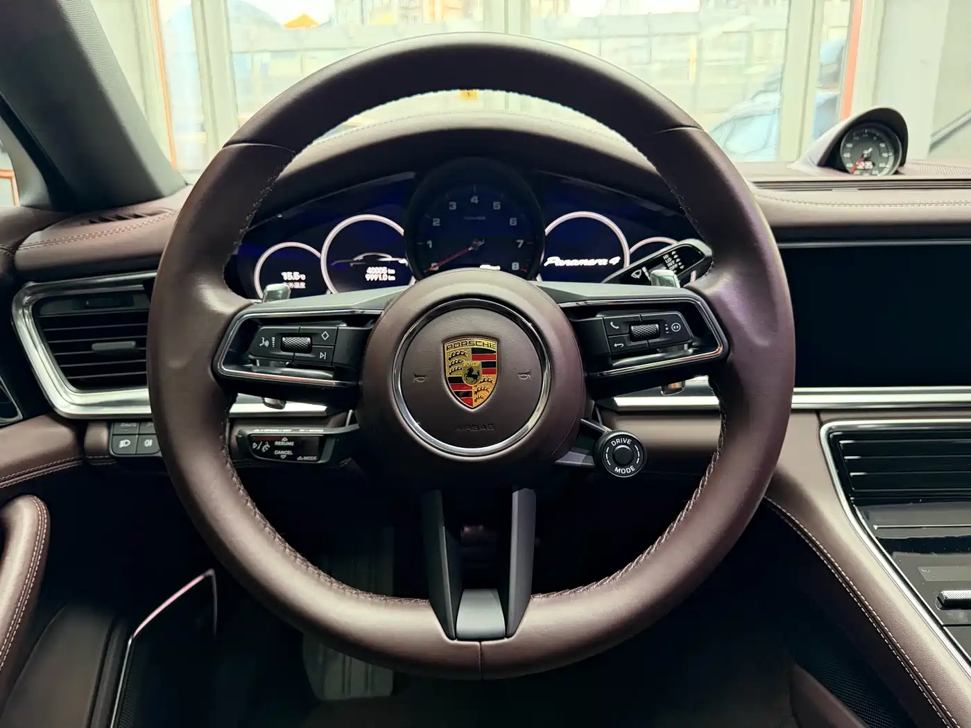 Porsche Panamera 2022 Panamera 4 Executive Long Wheelbase 2.9T фото 27