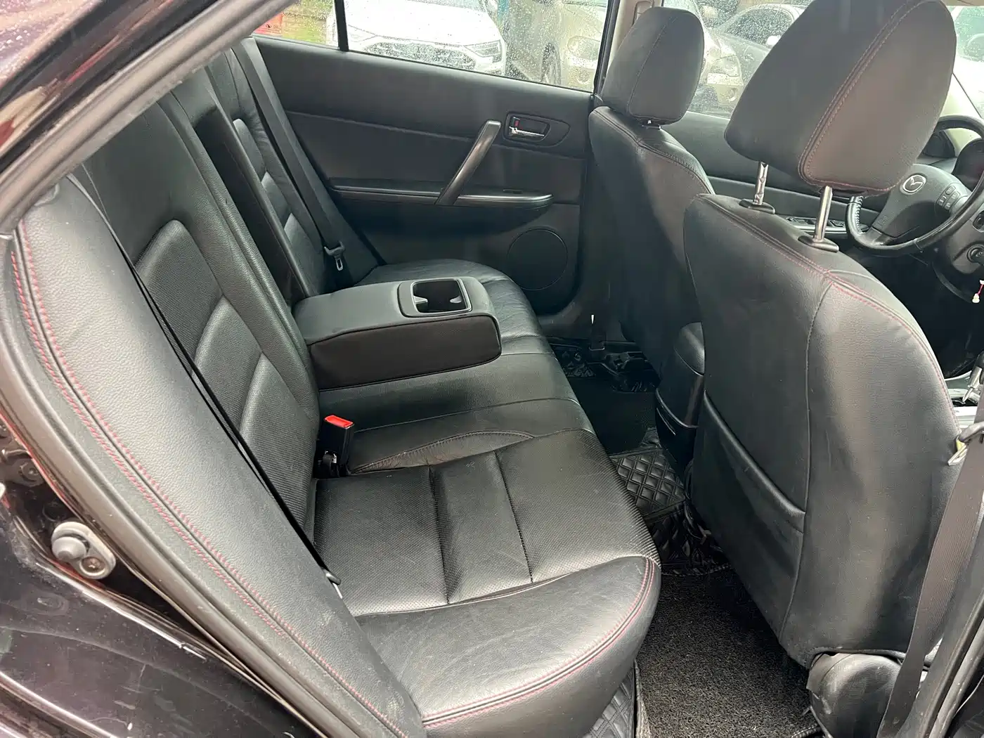 Photo 11 - Mazda 6