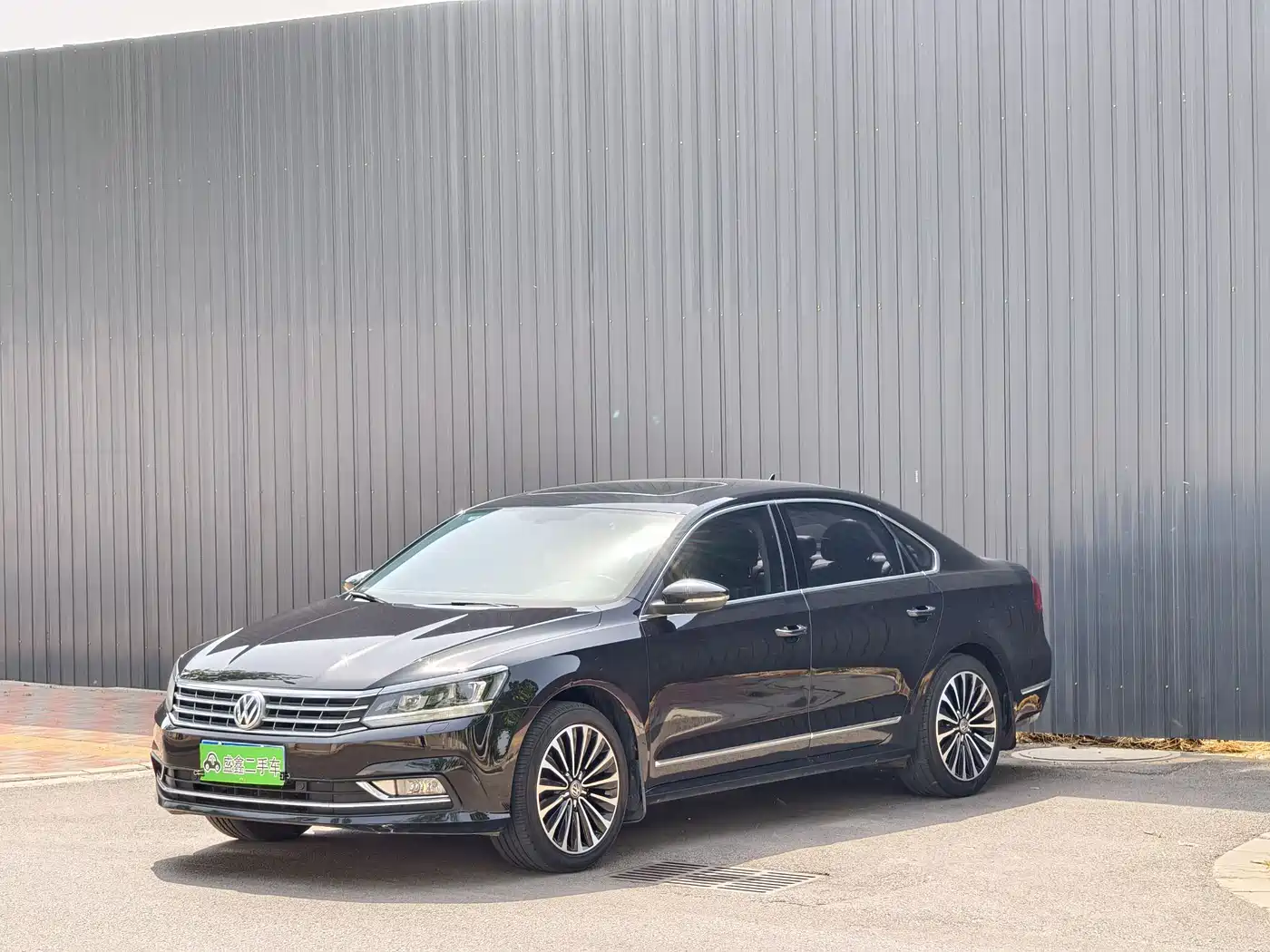 Volkswagen Passat 2016 330TSI DSG Executive Edition