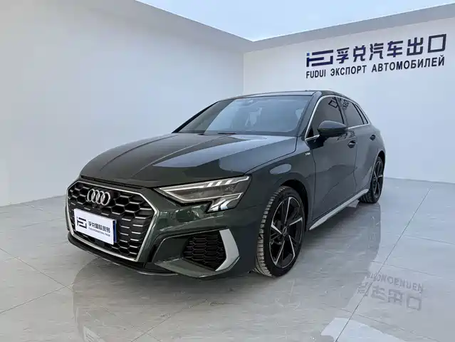 Audi A3 Sportback 35 TFSI, Стиль Спорт