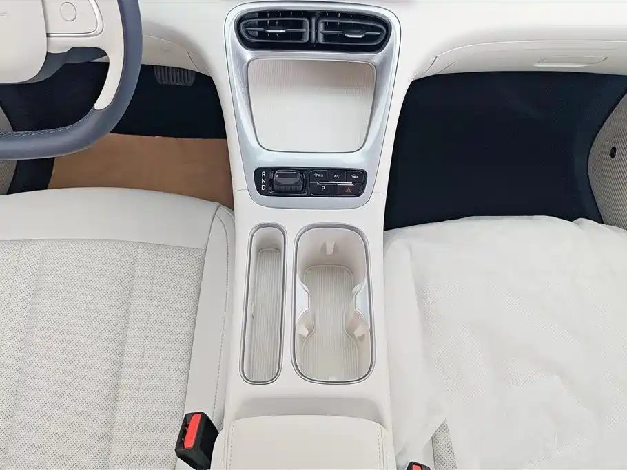 Geely Galaxy Starry Wish 2026 Edition 310km Youth Version фото 16