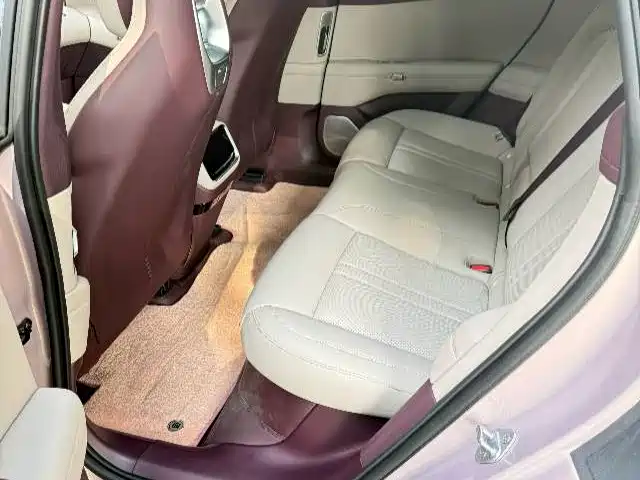 Xiaomi Auto Xiaomi YU7 2025 Extended Range AWD Pro фото 24