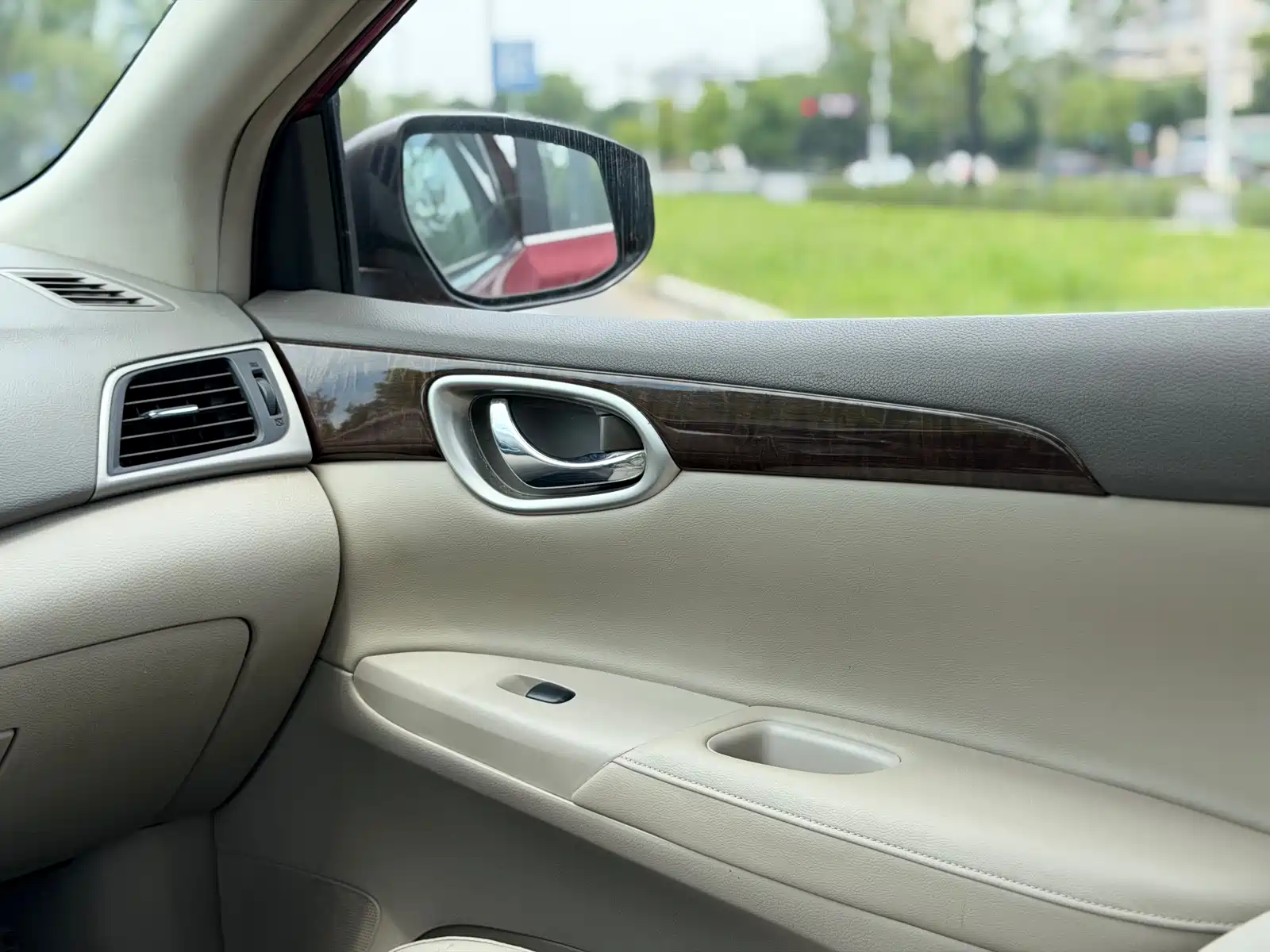 صورة 22 - Nissan Sylphy
