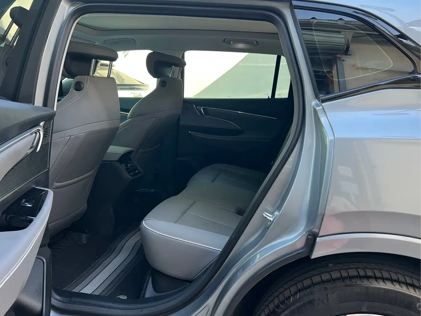 Buick E5 2023 Premium Standard Range Edition фото 5