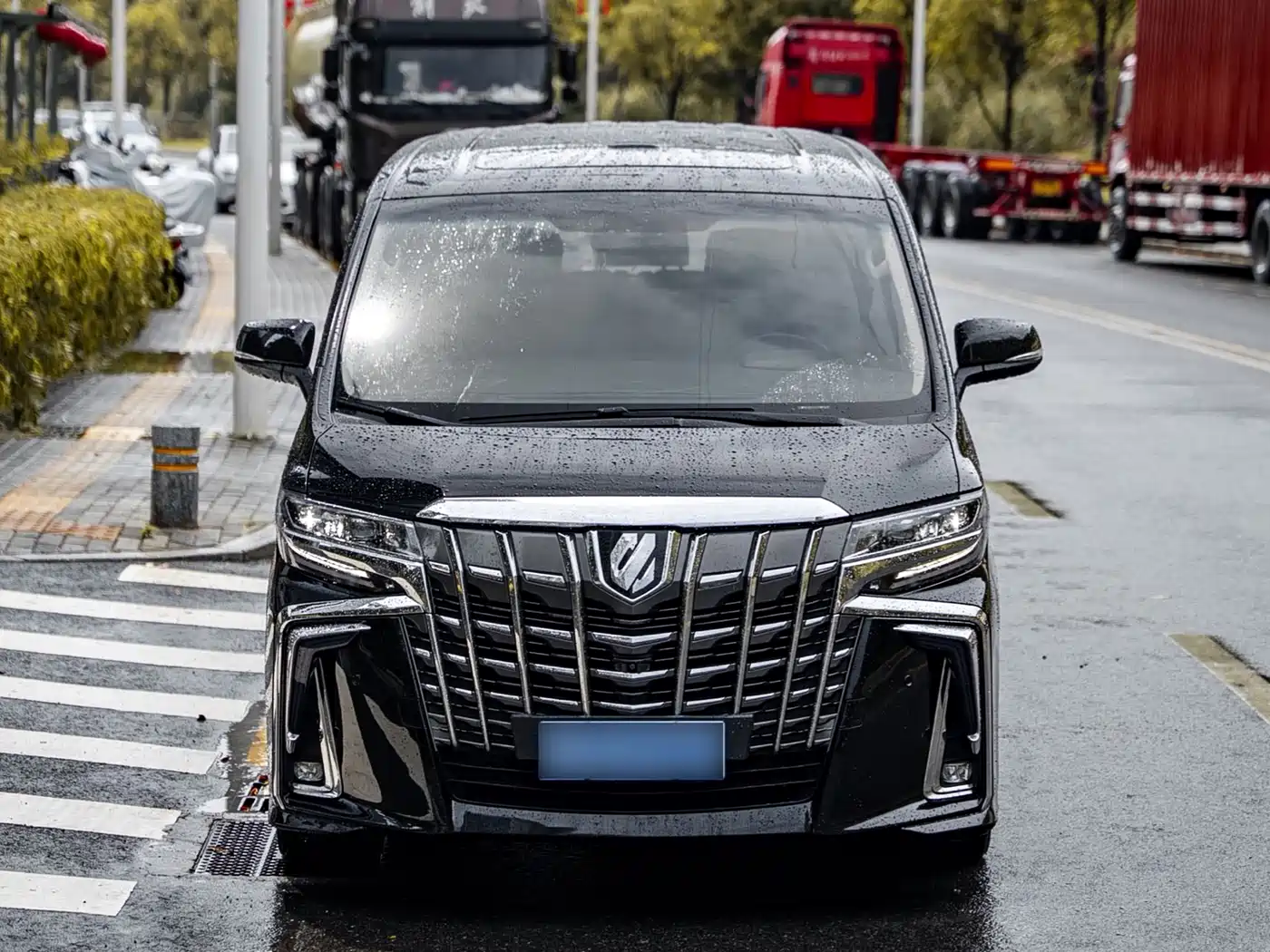 Toyota Alphard 2015 3.5L Luxury Edition фото 2