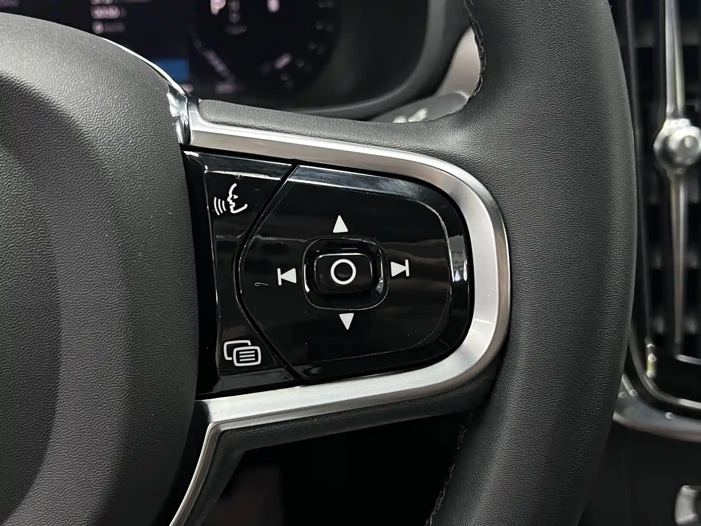 Фото 45 - Volvo S90
