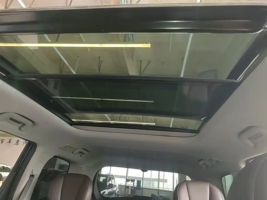 GAC Trumpchi Trumpchi M6 2019 270T Automatic Prestige (6-seater) China V фото 18