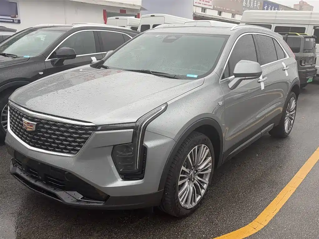 Cadillac XT4 2024 28T 2WD Premium фото 2