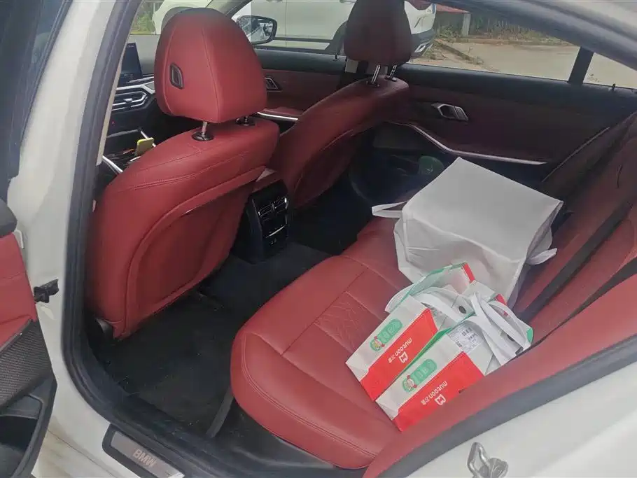 BMW i3 2024 eDrive 35 L фото 11