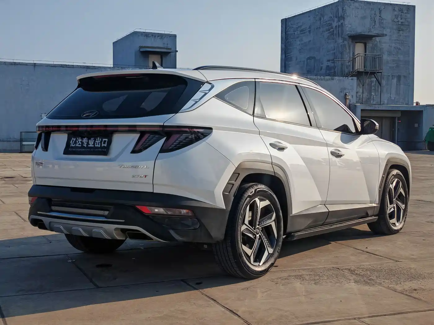Hyundai Tucson 2021 Tucson L 1.5T DCT LUX Premium фото 5