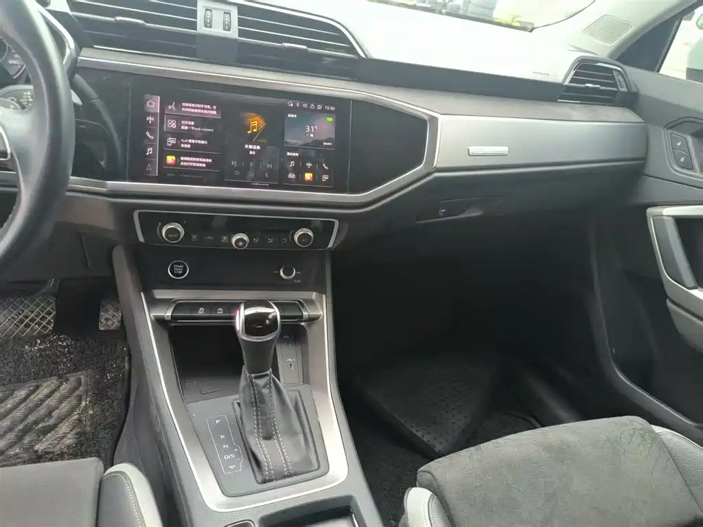 Audi Q3 2022 35 TFSI Fashion Dynamic фото 6