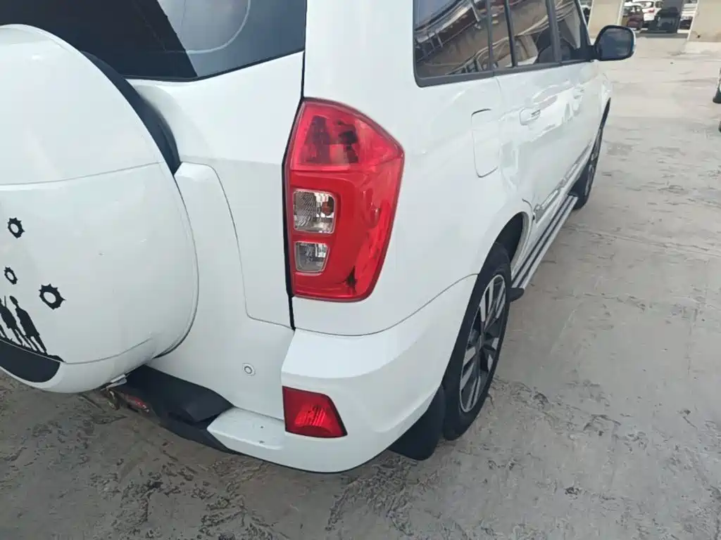 Chery Tiggo 3 2018 2016 1.6L CVT Smart Edition