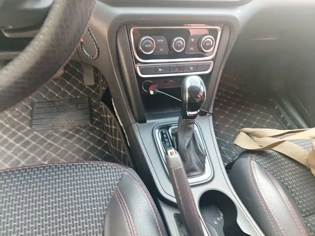 Chery Tiggo 3 2018 2016 1.6L CVT Smart Edition