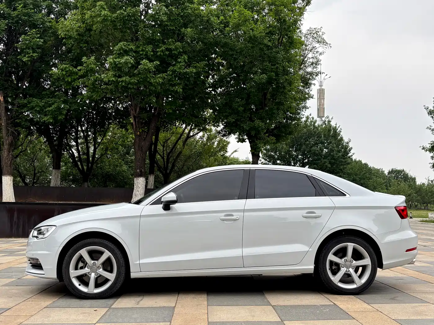 Audi A3 2015 Limousine 40 TFSI Automatic Comfort фото 5
