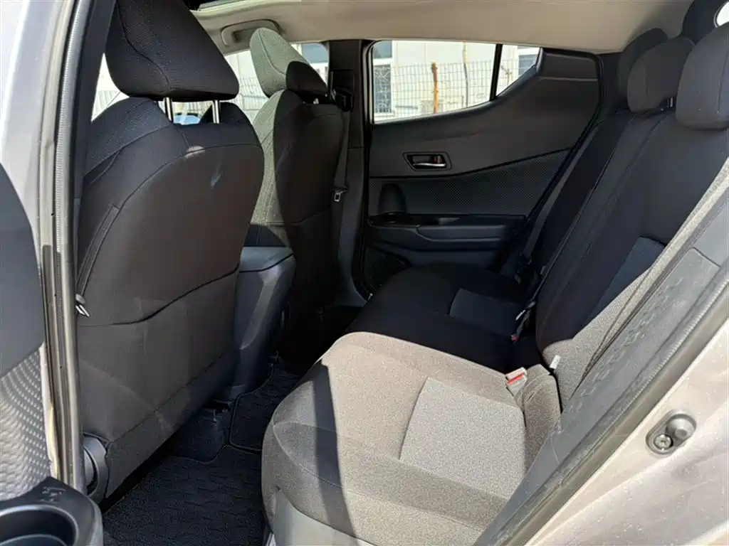 Toyota IZOA 2021 2.0L Yixiang Edition фото 10