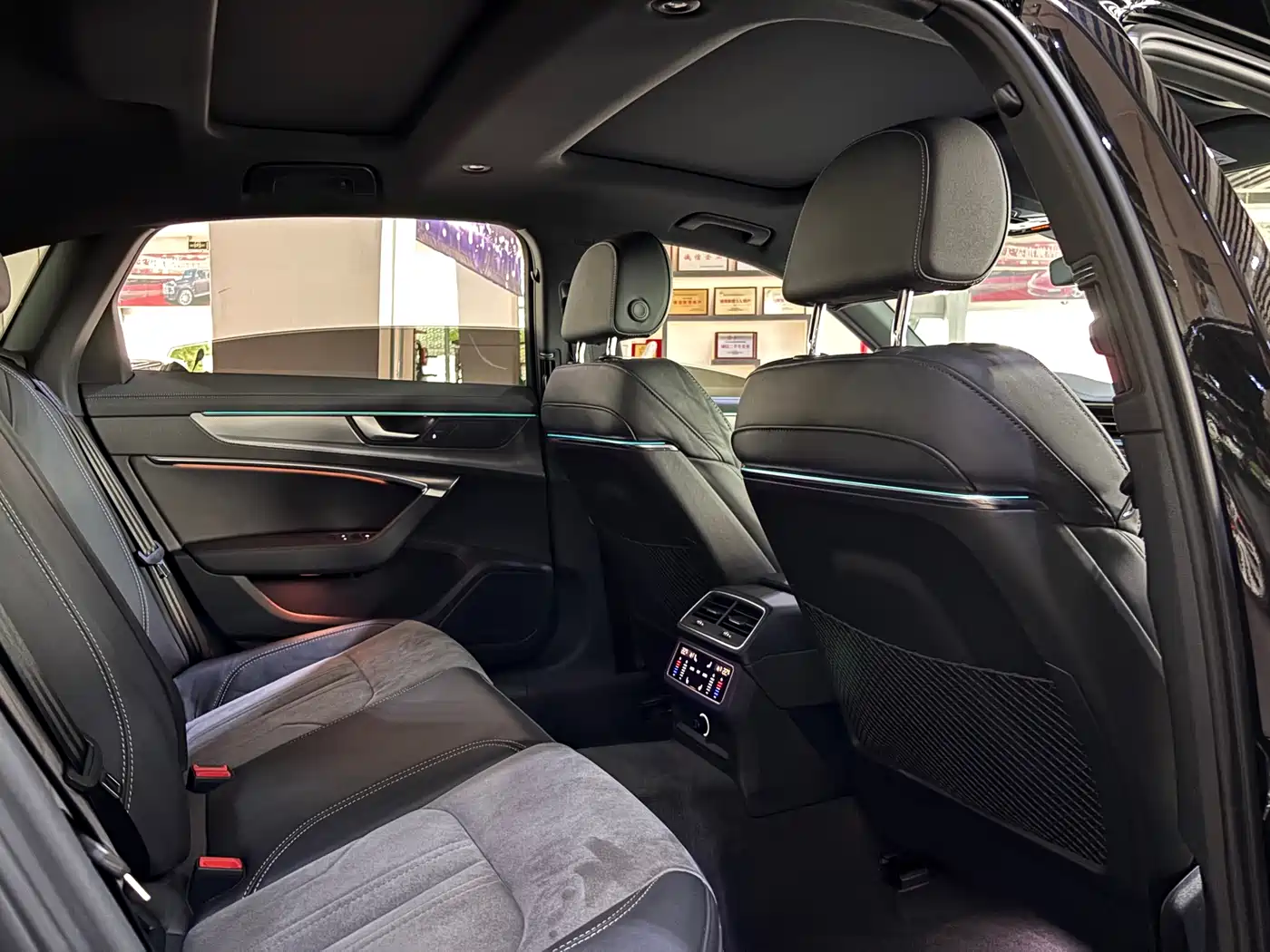 Audi A6L 2021 45 TFSI quattro Exclusive Sport фото 11