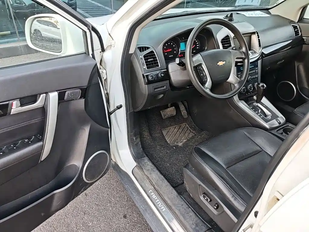 Фото 16 - Chevrolet Captiva