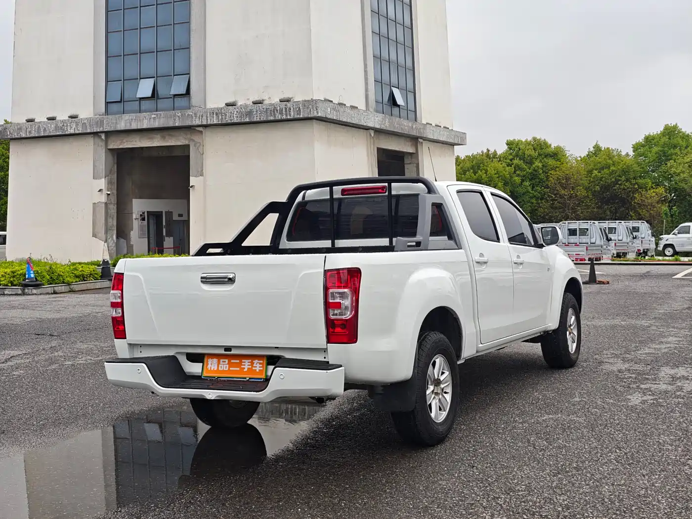 Isuzu Ruimai 2019 2018 2.8T Classic Edition 2WD Luxury Model with Extended Cargo Box JE493ZLQ5F