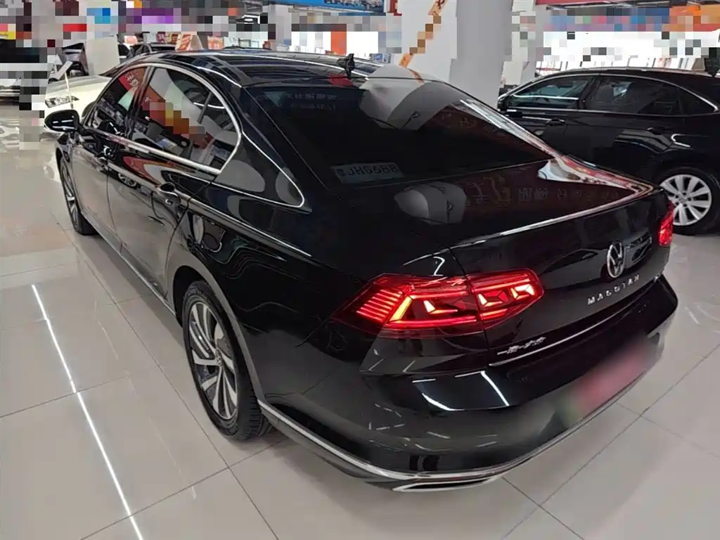 Volkswagen Magotan GTE Plug-in Hybrid 2022 GTE Luxury фото 5