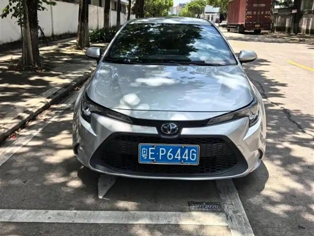 Toyota Levin 2021 Dual Engine 1.8H E-CVT Luxury Edition фото 2