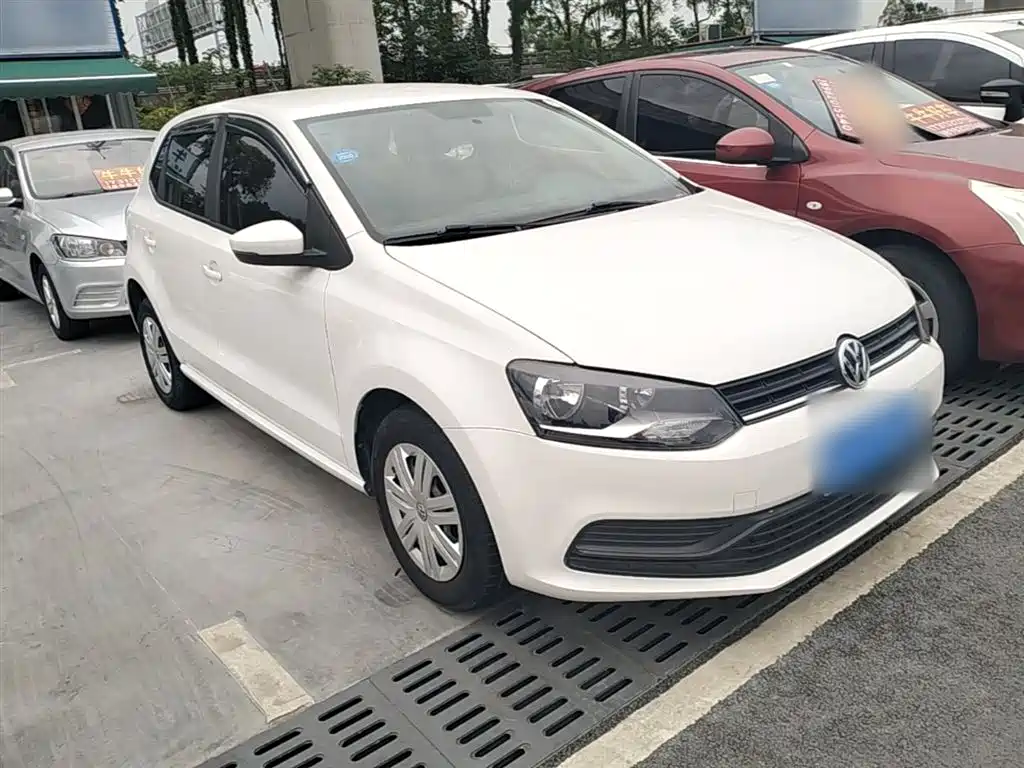 Volkswagen Polo 2016 1.4L Manual Trend фото 4