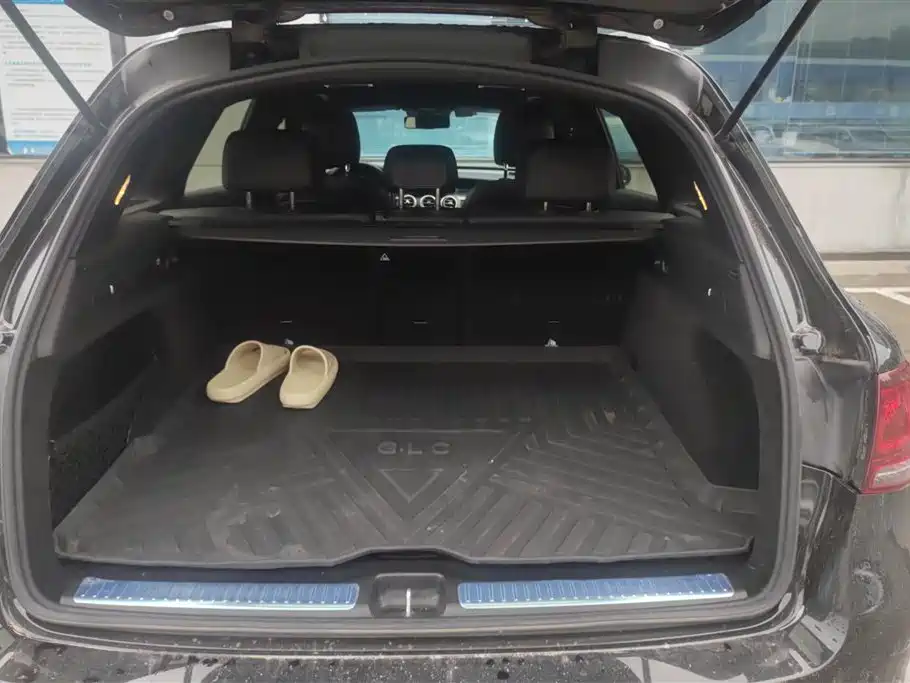 Mercedes-Benz GLC 2020 GLC 300 L 4MATIC Dynamic фото 4