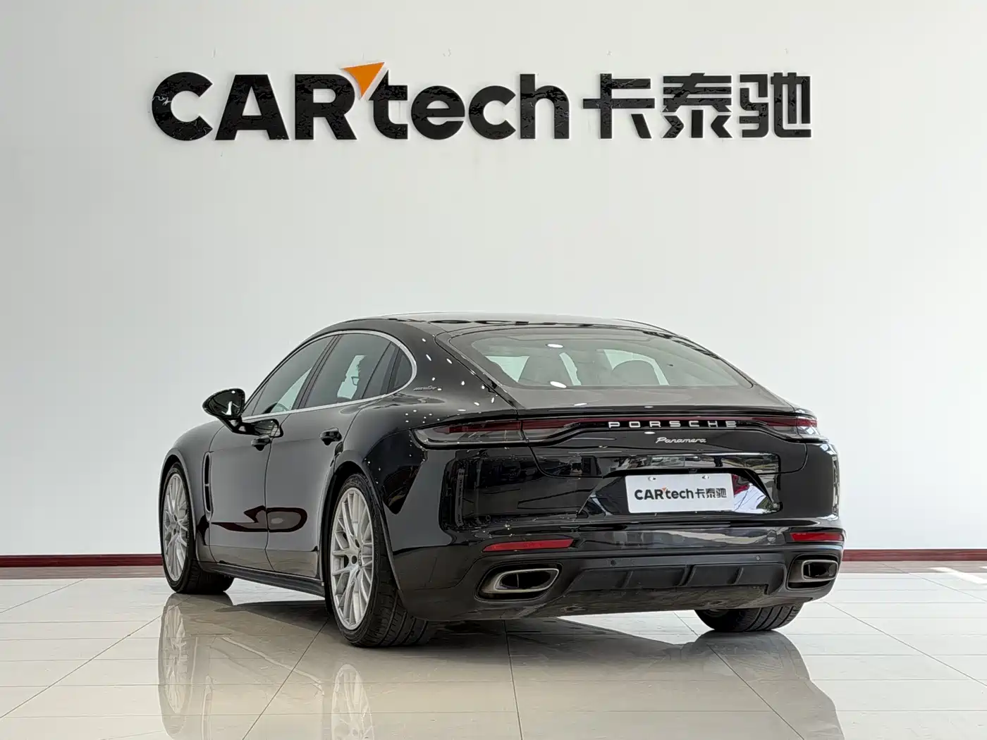 Porsche Panamera 2023 Panamera Executive Long Wheelbase 2.9T фото 23