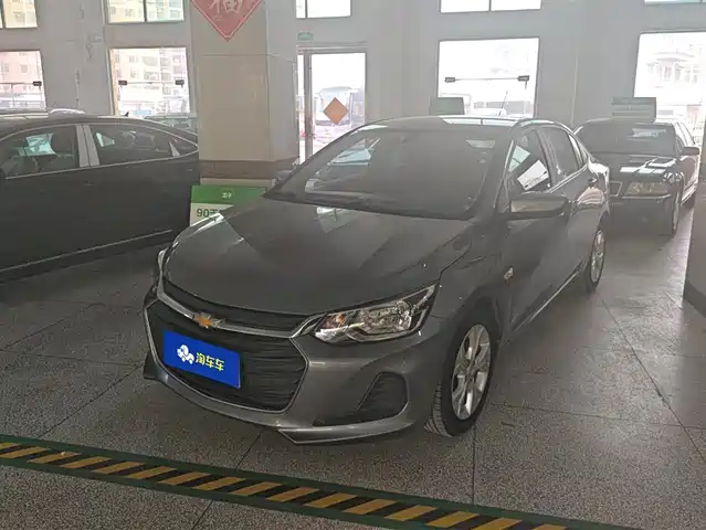 CHEVROLET KOVOZ
