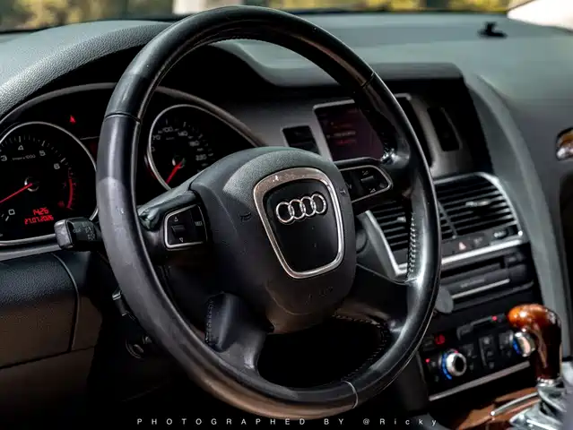 Audi Q7 2011 3.0 TFSI Comfort (200kW) — фото 4