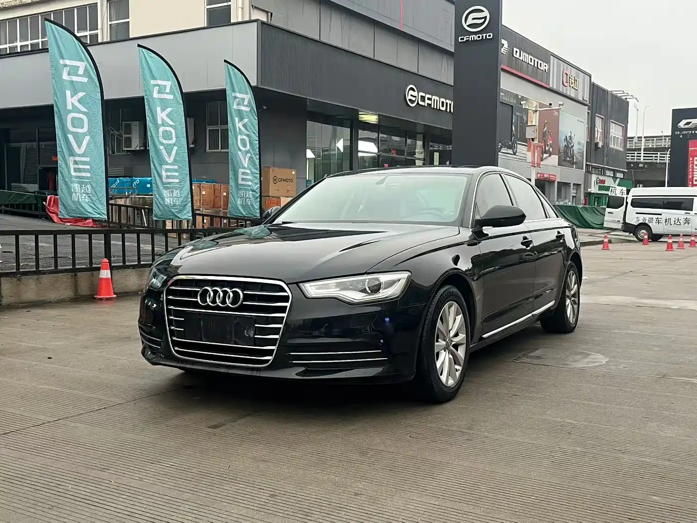 Audi A6L 2014 30 FSI Comfort
