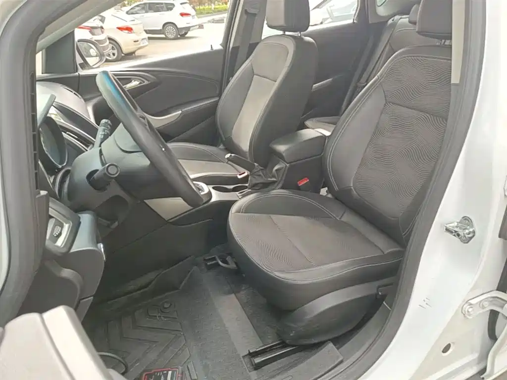 Buick Excelle 2014 XT 1.6L Automatic Fashion фото 15